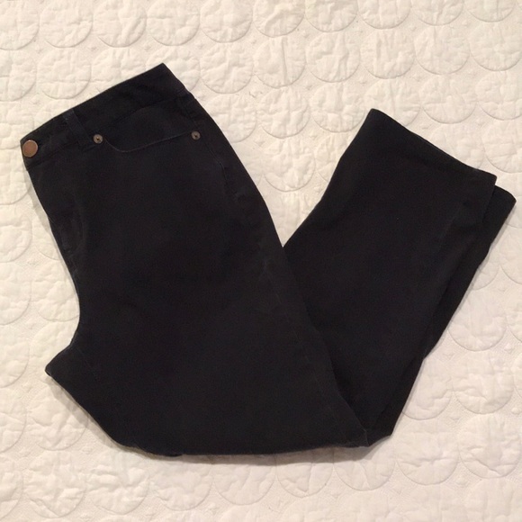 Coldwater Creek Pants - {Coldwater Creek} Natural Fit Kick Crop Pants 8